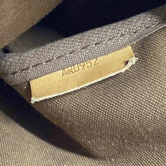 LOUIS VUITTON Saumur 35 Monogram Shoulder Bag Monogram Canvas 490-090125 - Picture 13 of 14